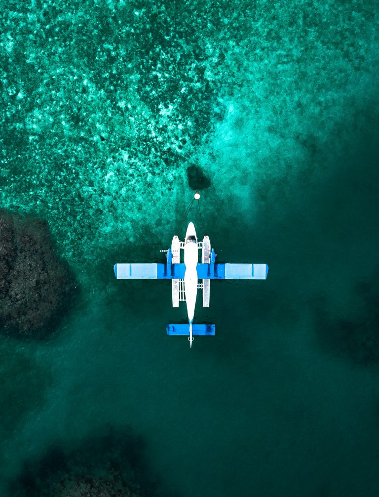 rayyu maldives iei65l8asom unsplash